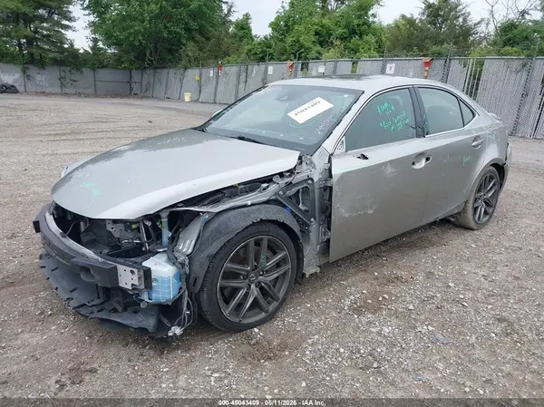 JTHGZ1E27L5018070 2020 LEXUS IS - Image 2
