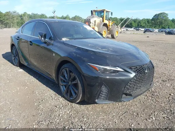 JTHGZ1E27M5019236 2021 LEXUS IS - Image 1