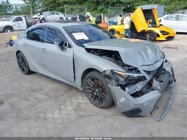 JTHGZ1E27R5033872 2024 LEXUS IS - Image 1