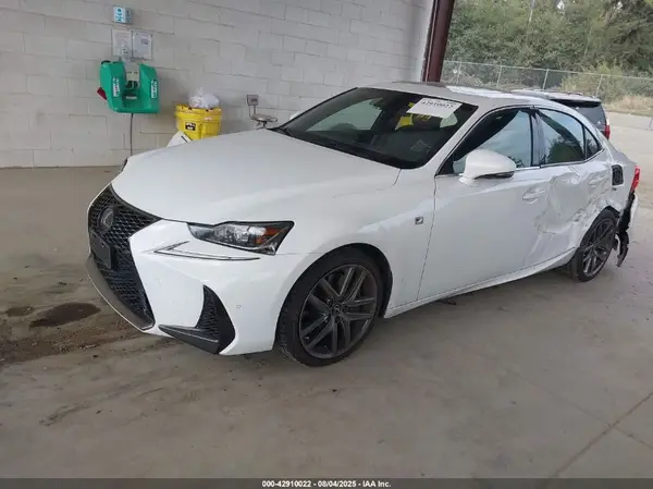 JTHGZ1E28L5017705 2020 LEXUS IS - Image 2
