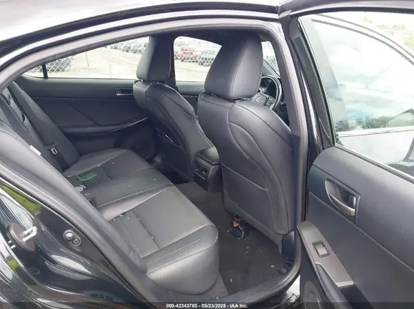 JTHGZ1E29M5021537 2021 LEXUS IS - Image 8