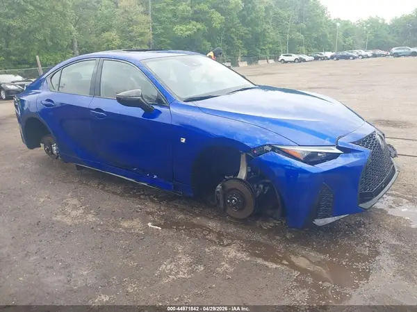 JTHGZ1E29S5042689 2025 LEXUS IS - Image 1
