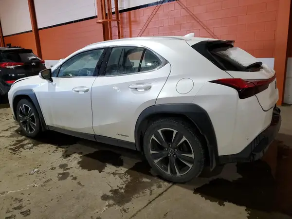 JTHL9JBH4L2027222 2020 LEXUS UX - Image 2