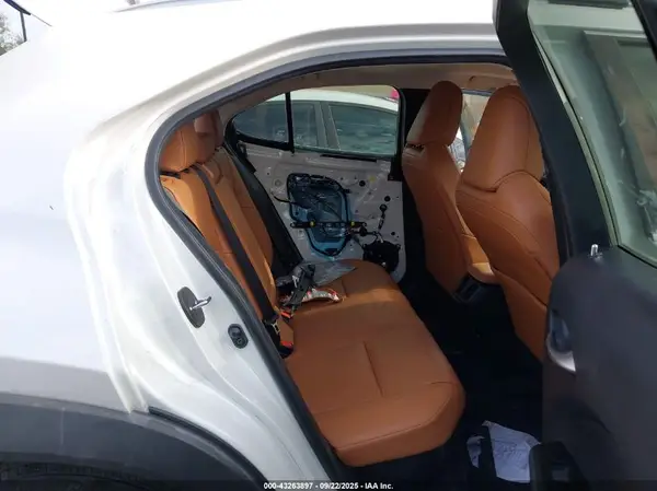 JTHL9JBH8L2031094 2020 LEXUS UX - Image 8