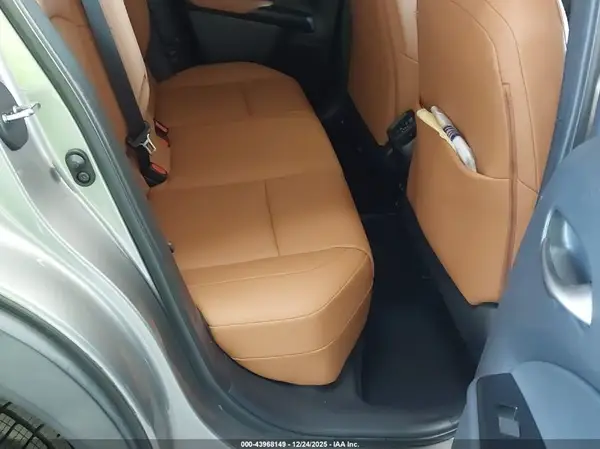 JTHP3JBH0L2023798 2020 LEXUS UX - Image 8