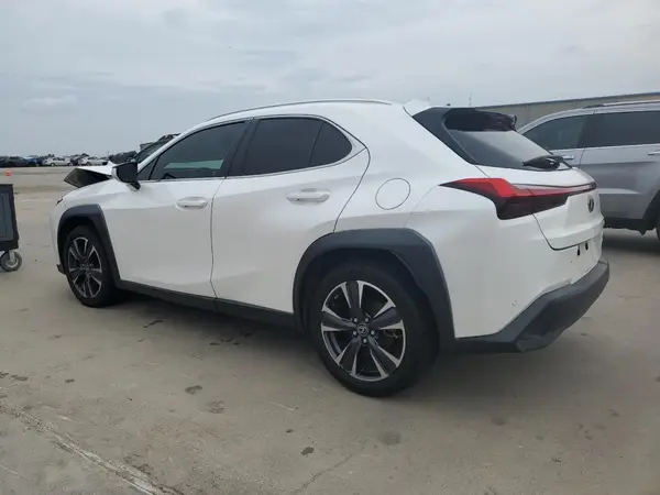 JTHP3JBH1M2039977 2021 LEXUS UX - Image 2