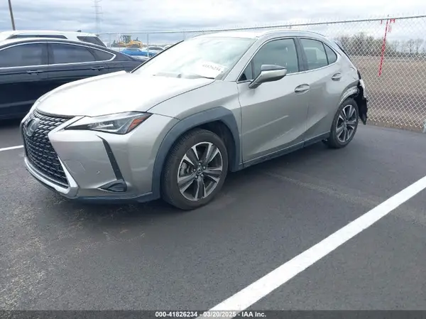 JTHP3JBH5L2024624 2020 LEXUS UX - Image 2