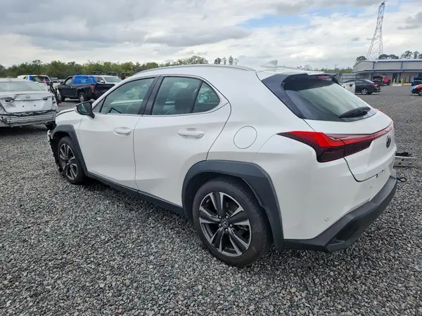 JTHP3JBH6L2023952 2020 LEXUS UX - Image 2