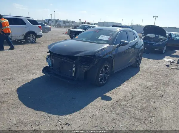 JTHP3JBH7L2027198 2020 LEXUS UX - Image 2