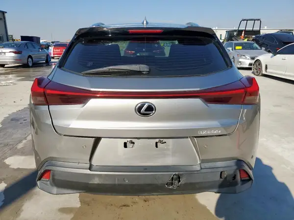 2020 LEXUS UX auction photo 6
