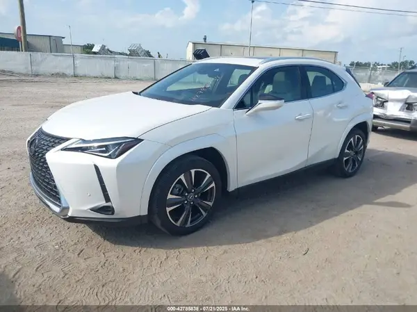 JTHP3JBH7N2052671 2022 LEXUS UX - Image 2