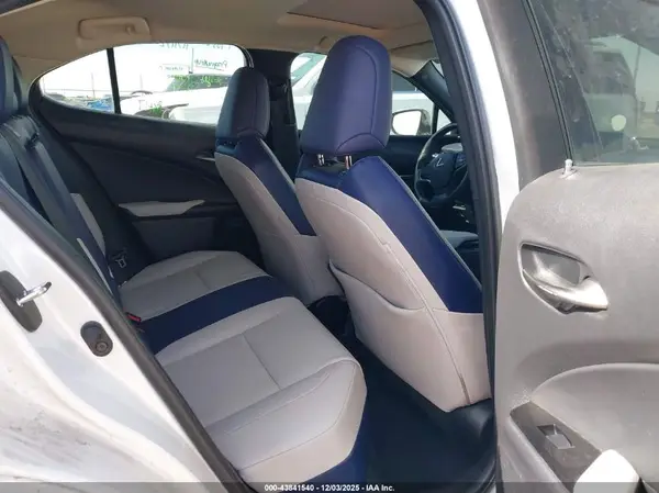 JTHP3JBH8N2047429 2022 LEXUS UX - Image 8
