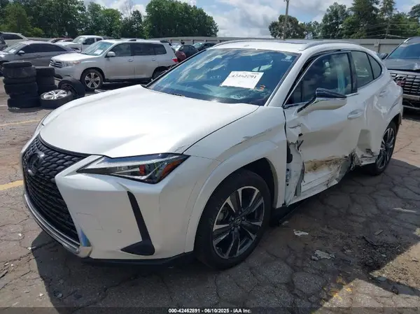 JTHP3JBH8N2055563 2022 LEXUS UX - Image 2