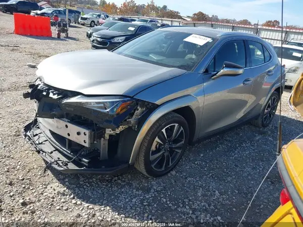 JTHP3JBH9N2054650 2022 LEXUS UX - Image 2