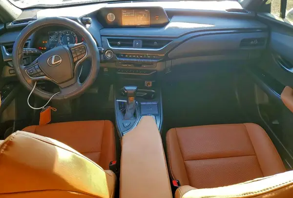 JTHP3JBHXM2042991 2021 LEXUS UX - Image 8