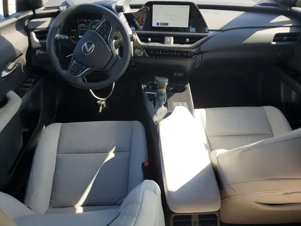 JTHP6JBH0P2154047 2023 LEXUS UX - Image 8