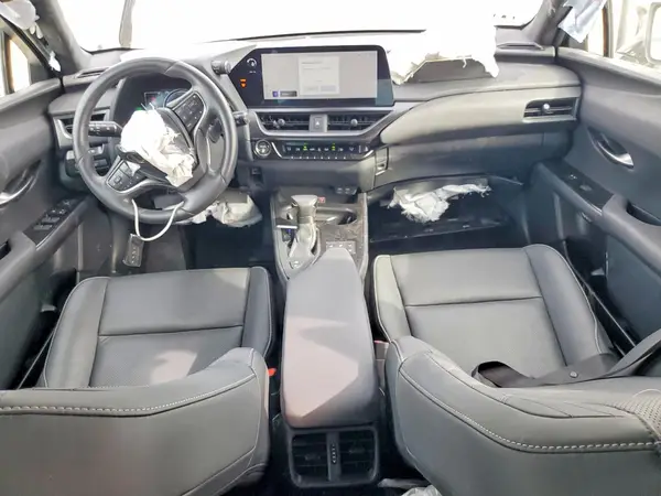 JTHP6JBH6R2165573 2024 LEXUS UX - Image 8