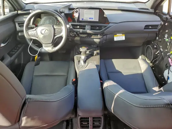 JTHP6JBH7P2152747 2023 LEXUS UX - Image 8