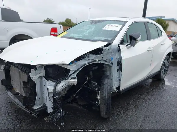 JTHP6JBH7P2159486 2023 LEXUS UX - Image 2
