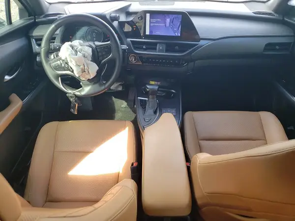 JTHP6JBH9R2161632 2024 LEXUS UX - Image 8