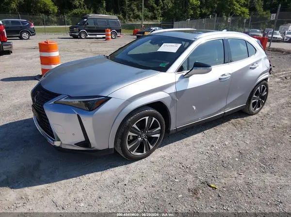 JTHP6JBHXP2157750 2023 LEXUS UX - Image 2