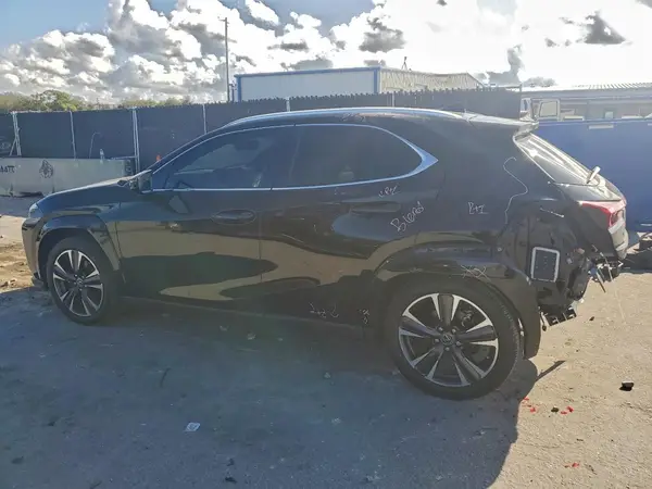 JTHP6JBHXR2168590 2024 LEXUS UX - Image 2