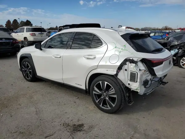 JTHP9JBH0L2035612 2020 LEXUS UX - Image 2