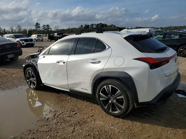 JTHP9JBH0M2042660 2021 LEXUS UX - Image 2