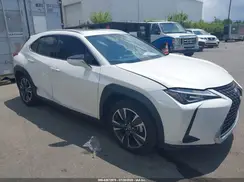 JTHP9JBH0M2053528 2021 LEXUS UX