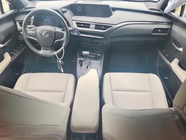 JTHP9JBH0N2062716 2022 LEXUS UX - Image 8