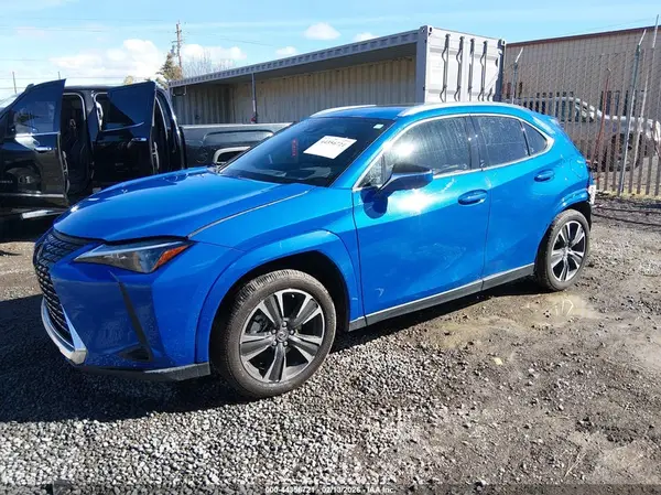 JTHP9JBH0R2080235 2024 LEXUS UX - Image 2