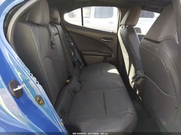 JTHP9JBH0R2080235 2024 LEXUS UX - Image 8