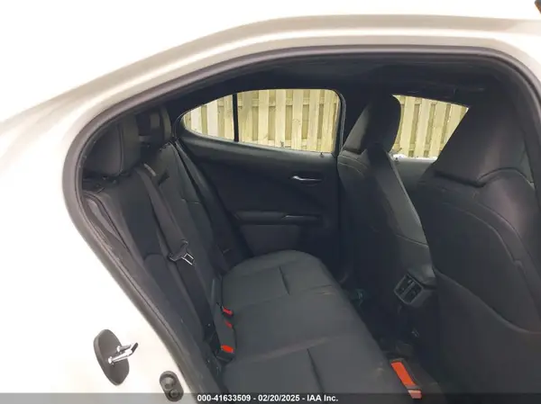 JTHP9JBH1N2056777 2022 LEXUS UX - Image 8