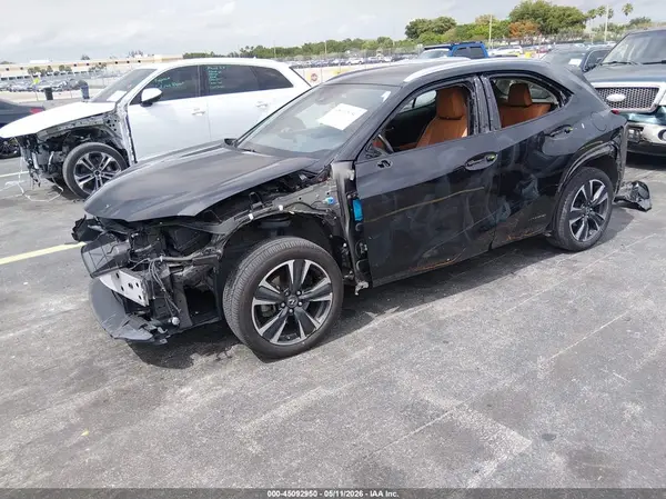 JTHP9JBH2L2027558 2020 LEXUS UX - Image 2