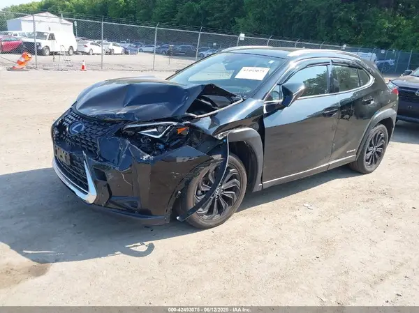 JTHP9JBH2M2045897 2021 LEXUS UX - Image 2