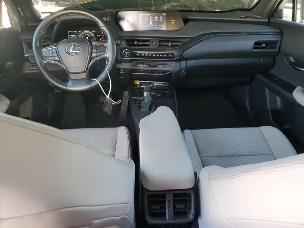 JTHP9JBH2M2052087 2021 LEXUS UX - Image 8