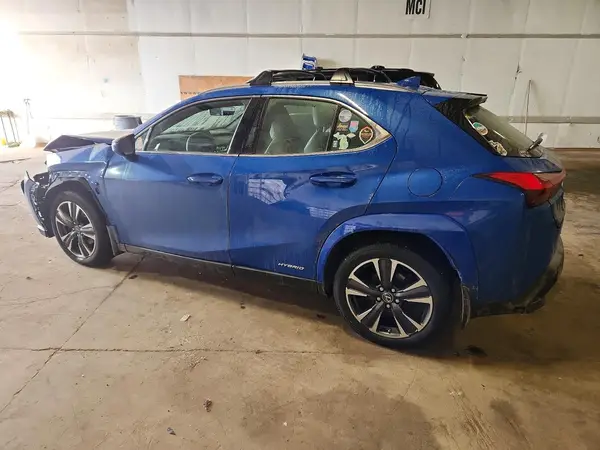 JTHP9JBH2N2061938 2022 LEXUS UX - Image 2