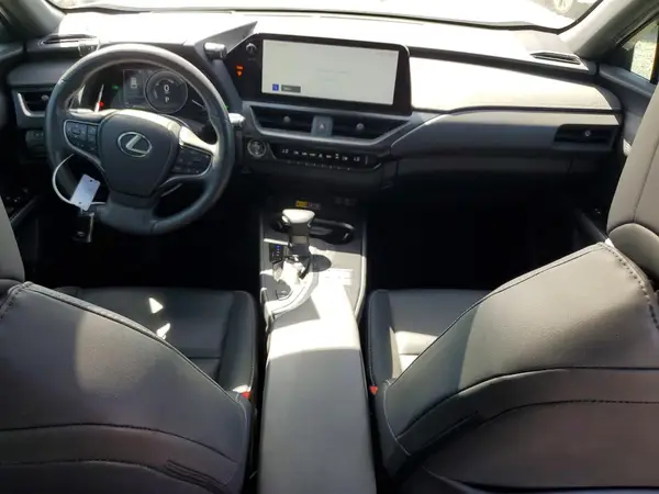 JTHP9JBH3P2066679 2023 LEXUS UX - Image 8