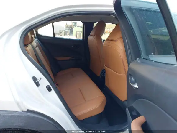 JTHP9JBH4L2029117 2020 LEXUS UX - Image 8