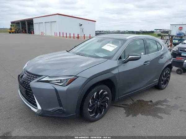 JTHP9JBH4L2031322 2020 LEXUS UX - Image 2