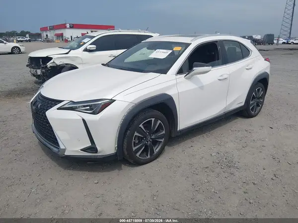 JTHP9JBH4L2036567 2020 LEXUS UX - Image 2