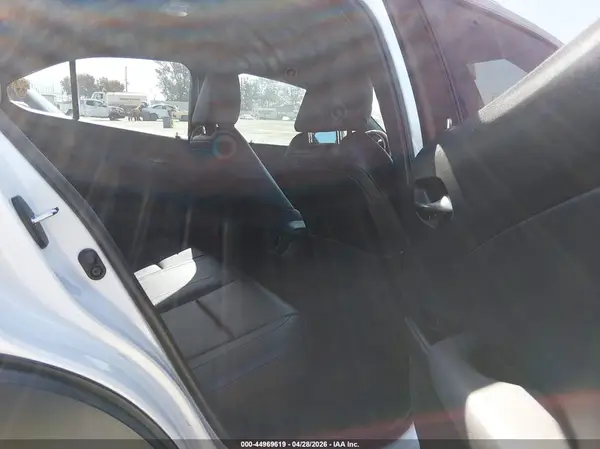 JTHP9JBH4M2042077 2021 LEXUS UX - Image 8
