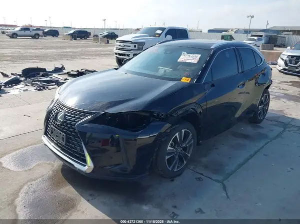 JTHP9JBH4P2070126 2023 LEXUS UX - Image 2