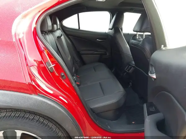 JTHP9JBH5L2029319 2020 LEXUS UX - Image 8
