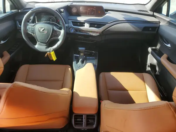 JTHP9JBH5M2041312 2021 LEXUS UX - Image 8