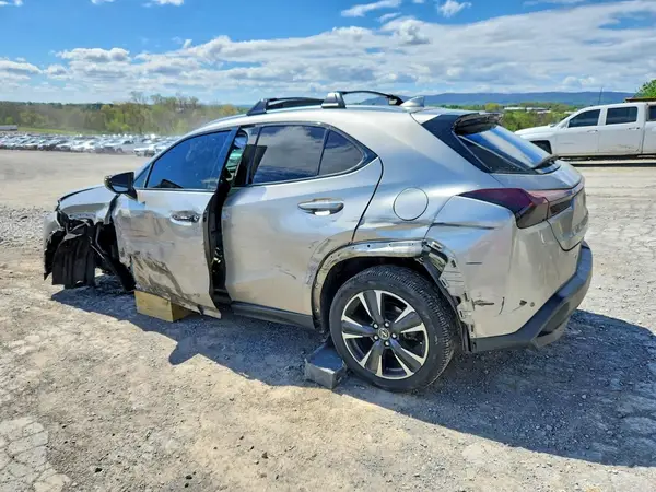 JTHP9JBH5M2053590 2021 LEXUS UX - Image 2