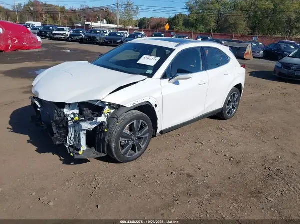JTHP9JBH5P2065078 2023 LEXUS UX - Image 2