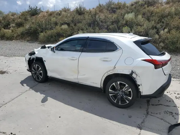 JTHP9JBH6M2050326 2021 LEXUS UX - Image 2