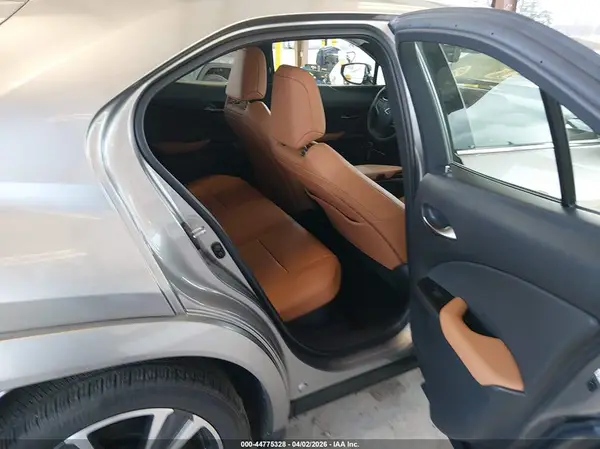 JTHP9JBH6N2060369 2022 LEXUS UX - Image 8