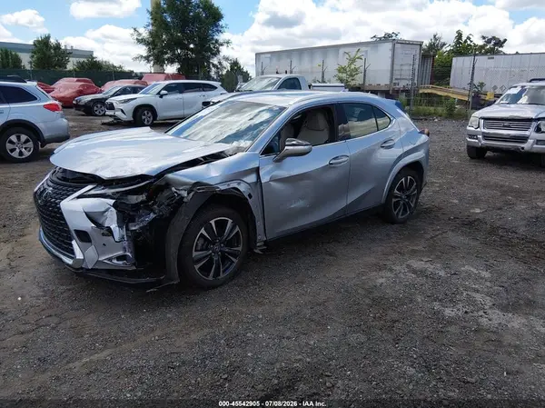 JTHP9JBH6P2067289 2023 LEXUS UX - Image 2